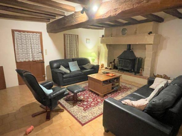 La Maison Tournesol - 3 Bedroom House With Large Garden Near Saumur Saint-Martin-de-la-Place Extérieur photo