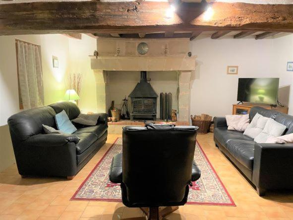 La Maison Tournesol - 3 Bedroom House With Large Garden Near Saumur Saint-Martin-de-la-Place Extérieur photo